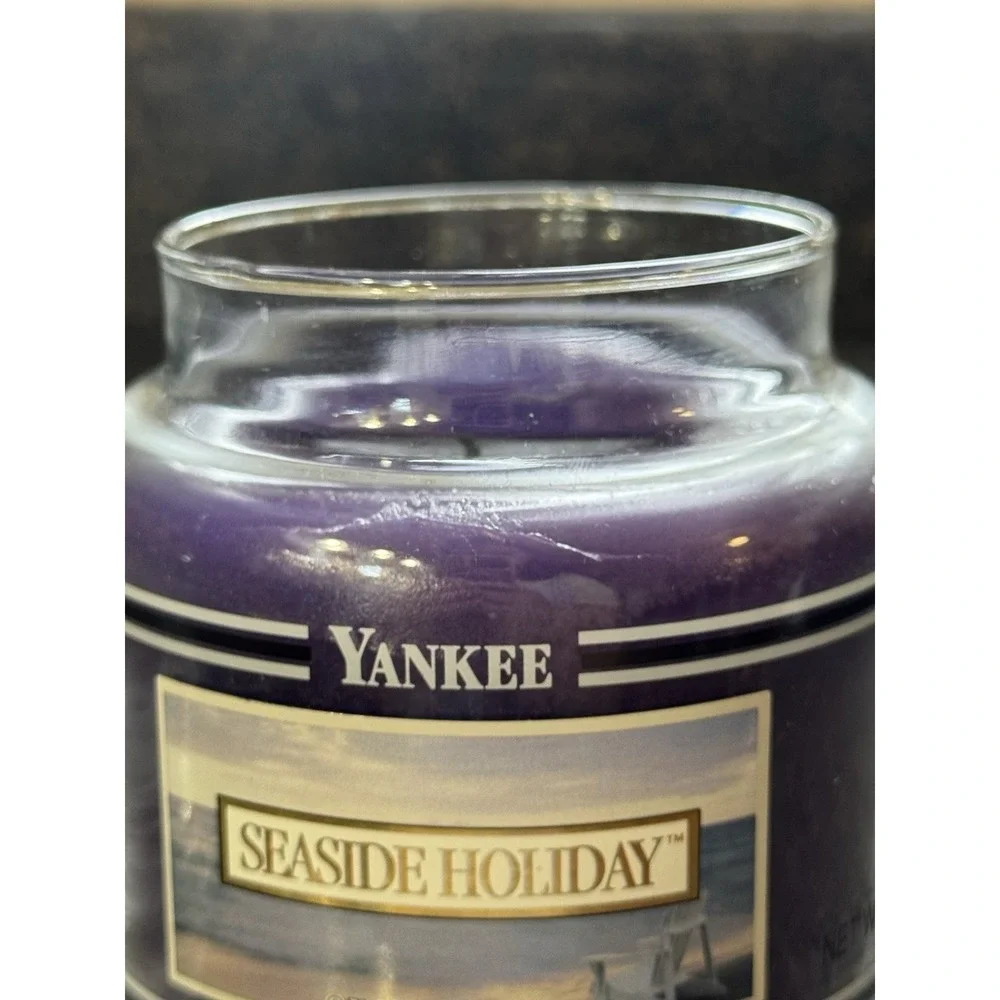 Yankee Candle Used SEASIDE HOLIDAY Black Band Large Housewarmer, 14.5oz RETIRED